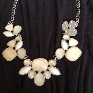 Statement Necklace NWTO